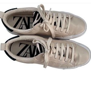 Zara low top sneakers